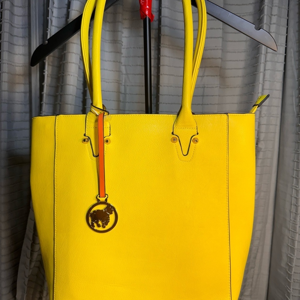 Vibrant Yellow Tote Bag with Charm(((I don't know the brand)))
